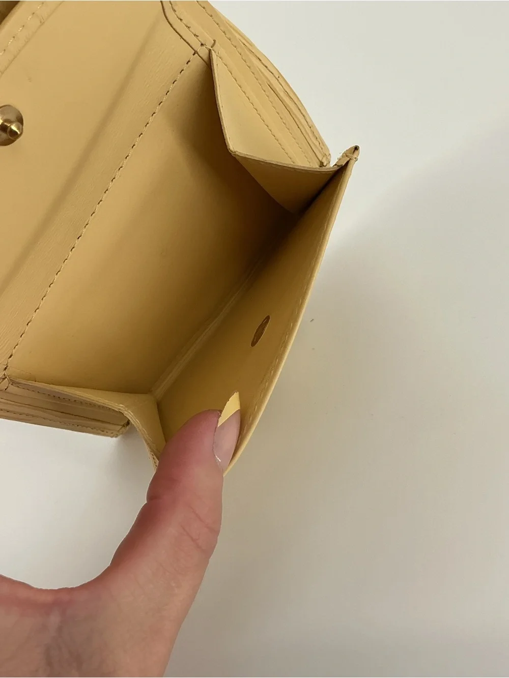 Louis Vuitton Vintage Epi Porte Billets Bifold Wallet Vanille Pale Yellow